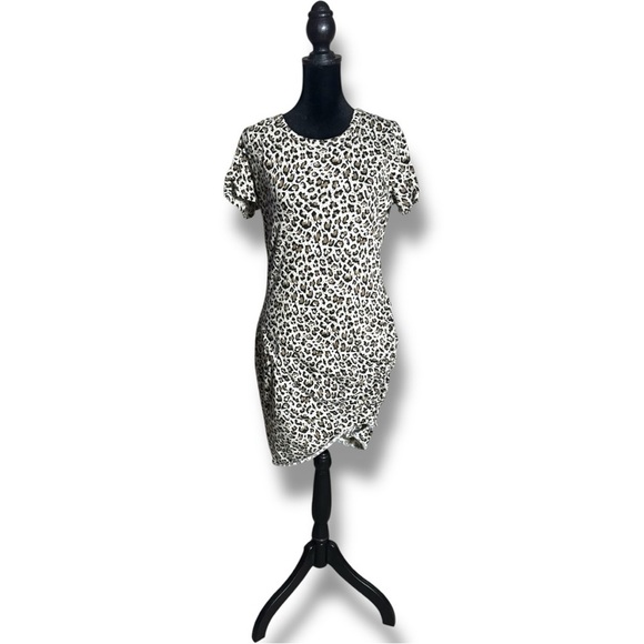 LA MIEL Brown/Black/White Leopard Print Bodycon Side Rouching T-Shirt Mini Dress - Picture 2 of 16